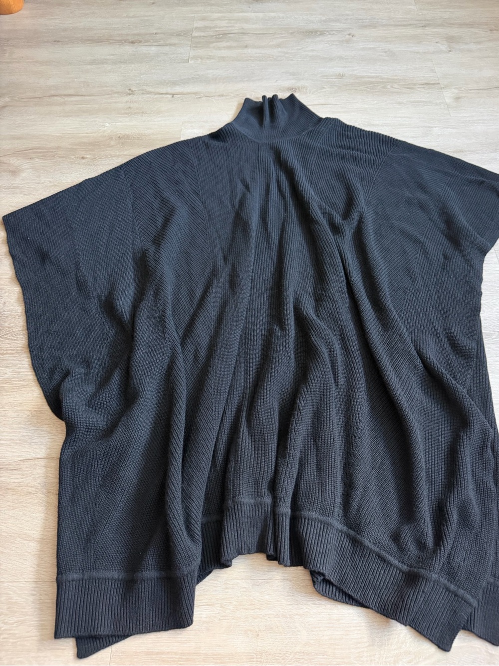 BCBG Max Azria Black Knit Mock Turtleneck Black Poncho one size Merino Wool